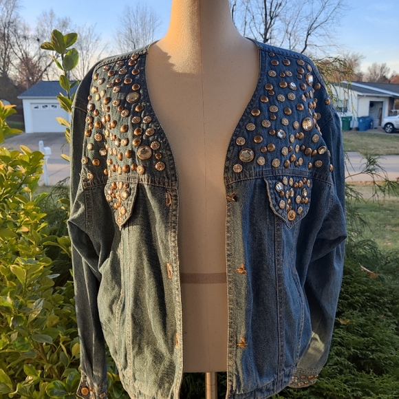 Size SMALL/MEDIUM/LARGE 80s/90s Jeweled Bedazzled Crop Denim Jacket - Picture 2 of 11
